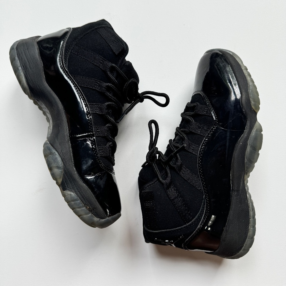Jordan 11 Retro Cap and Gown All Black Sneakers Shoes Size 7Y - Picture 6 of 16